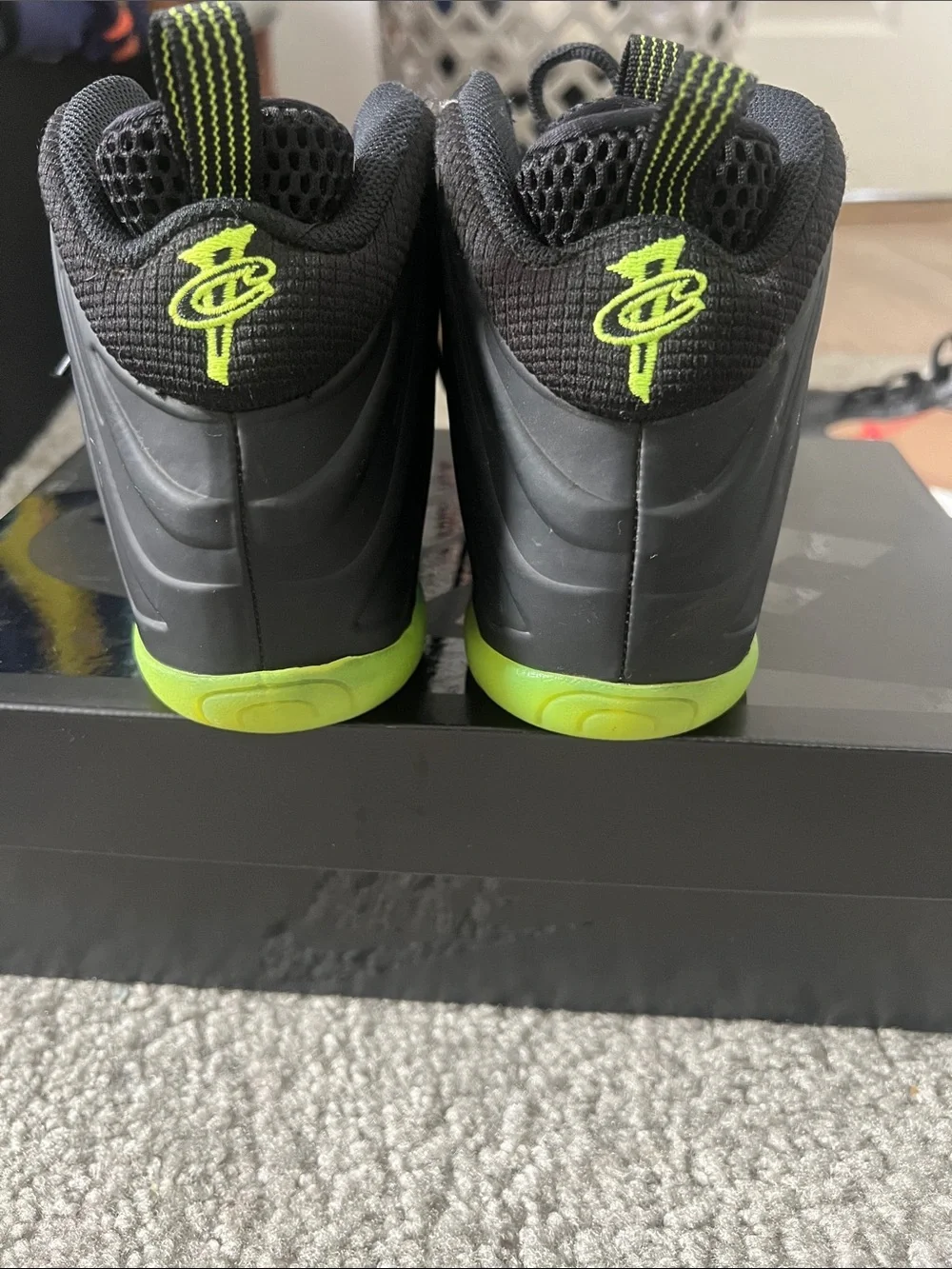 Nike Foamposite Kids Black and Lime Green High-Top Sneakers